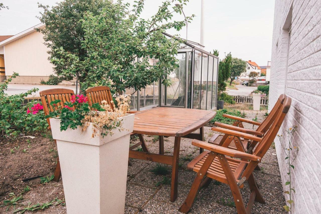 Tangen Apartamento Kungshamn Exterior foto
